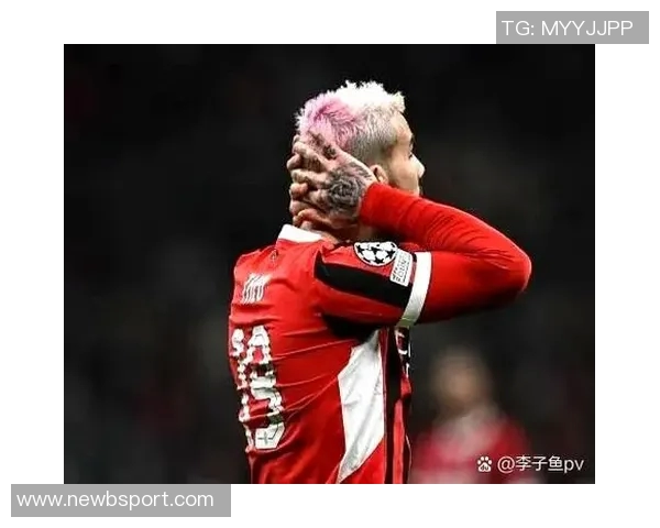 迈尼昂凭借7次扑救和点球扑救荣膺AC米兰对阵罗马最佳球员称号